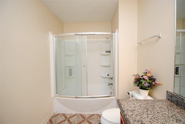 Building Photo - 17110 Fairway Glen Ct
