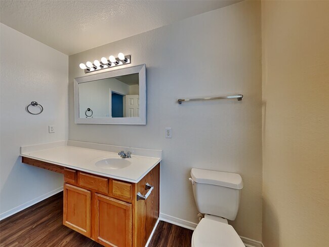 Building Photo - 21806 Grassy Hill Ln
