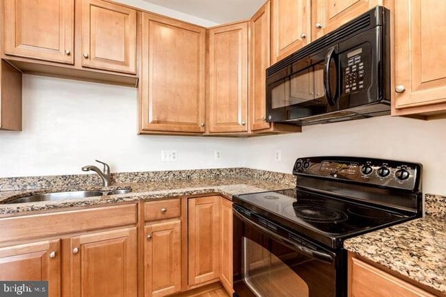 Building Photo - 11843 Skylark Rd