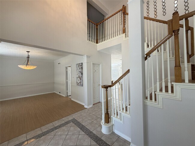 Building Photo - 3822 Shady Harbor Dr