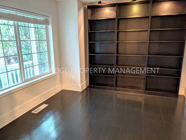 Building Photo - 6154 NW Sickle Terrace