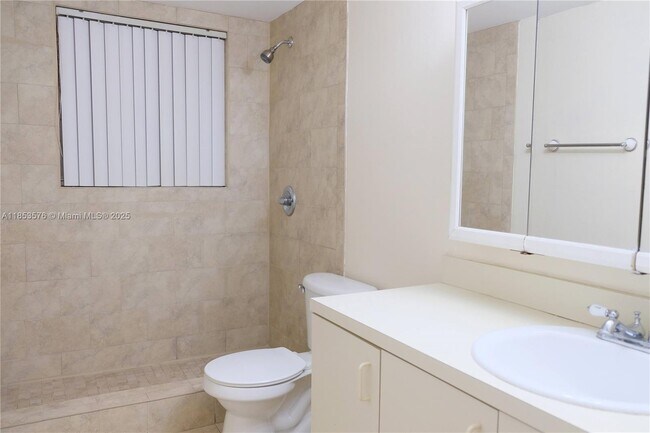 Building Photo - 9962 SW 88th St