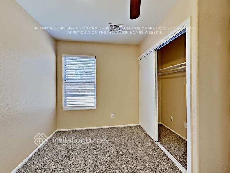 Building Photo - 1254 N 159th Ln