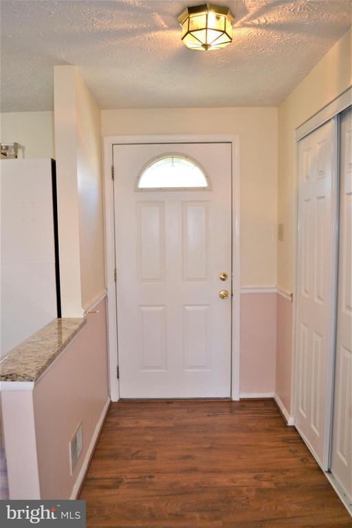 Building Photo - 8349 Windfall Rd