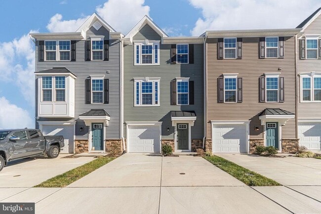 Building Photo - 8611 Upton Ln