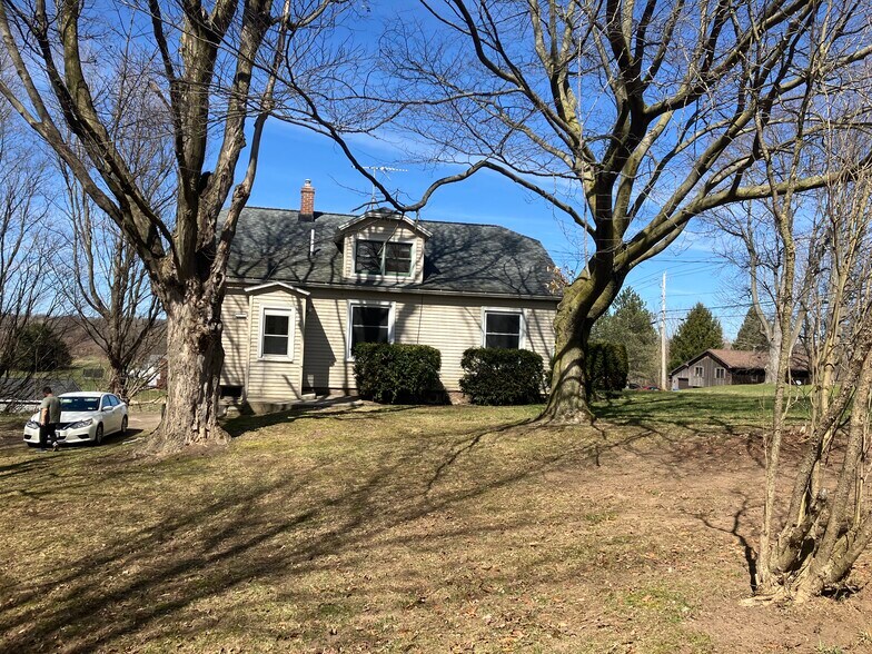 Building Photo - 4471 Williamson Rd