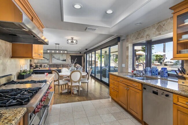 Building Photo - 3630 Gleneagles Dr