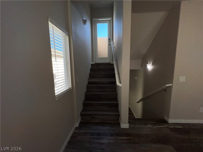 Building Photo - 10804 Leatherstocking Ave