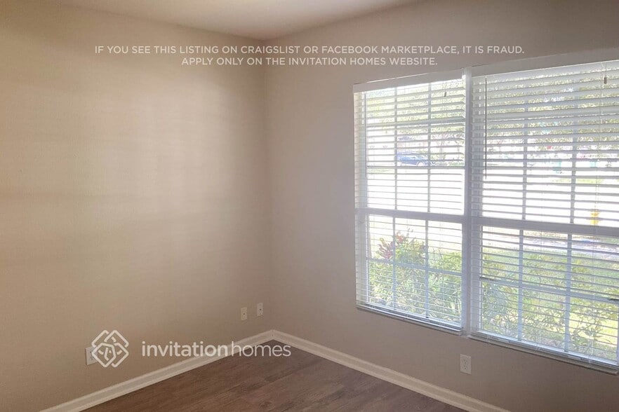 Building Photo - 4373 Collinwood Dr