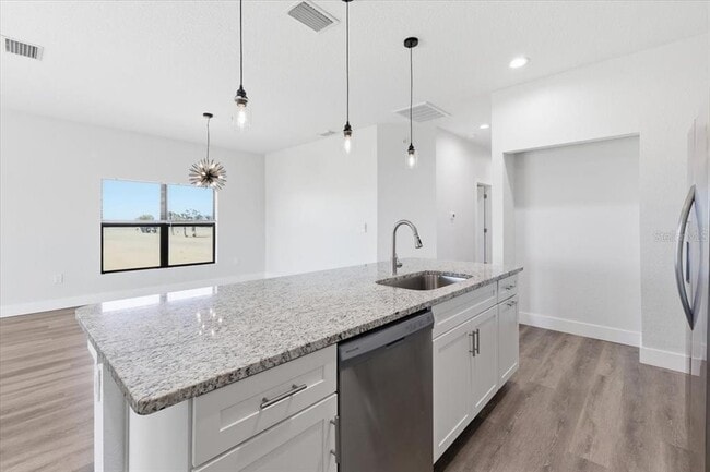 Building Photo - 44 Yellowhammer Dr