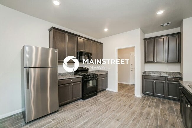 Building Photo - 3 Bedroom Pet-Friendly Home in Conroe, TX ...
