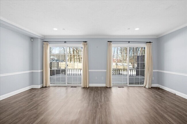 Building Photo - 67 N Quinsigamond Ave