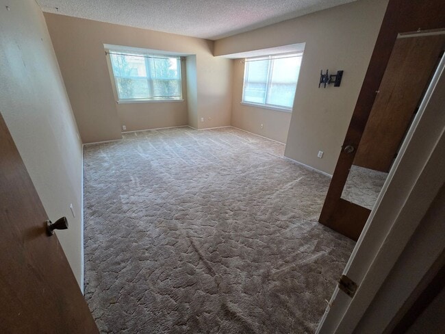Building Photo - 2 bed/1.5 bath Townhome in Colonial Park