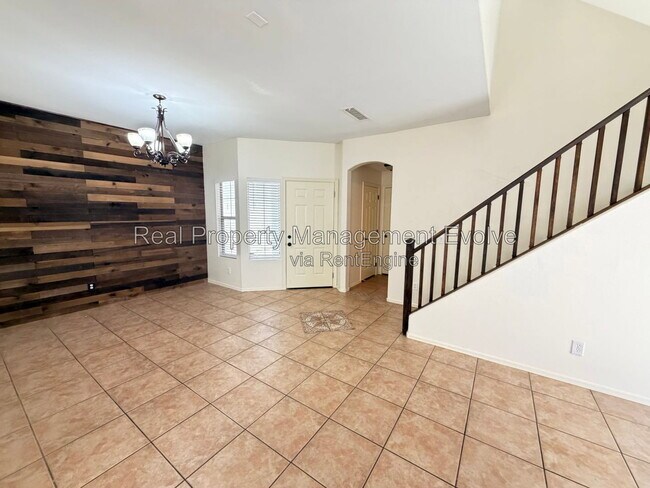 Building Photo - 2060 N 30th St