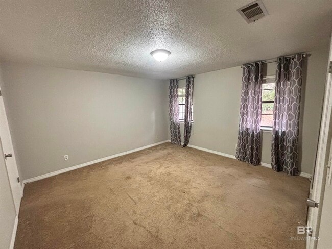 Building Photo - 171 Montclair Loop