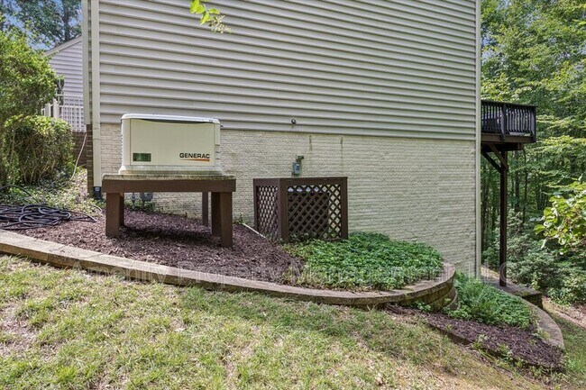 Building Photo - 3271 Newland Ct