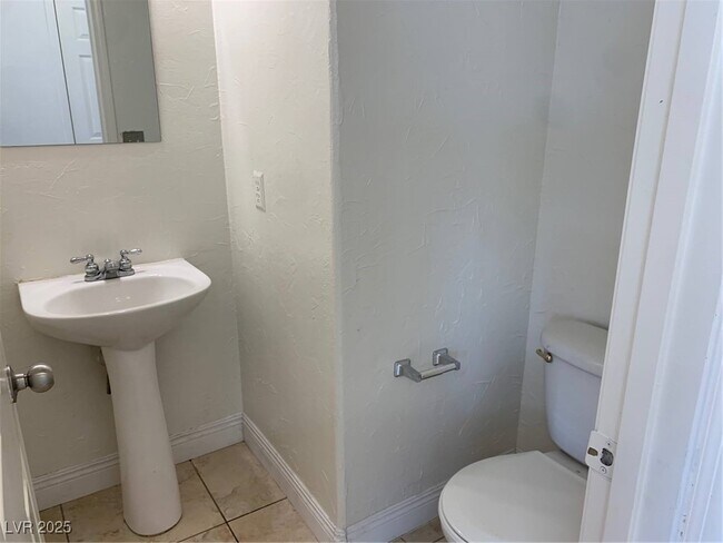 Building Photo - 5329 Wild Sunflower St