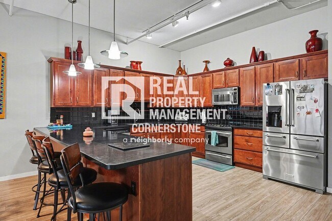 Building Photo - 125 S Kalamazoo Mall