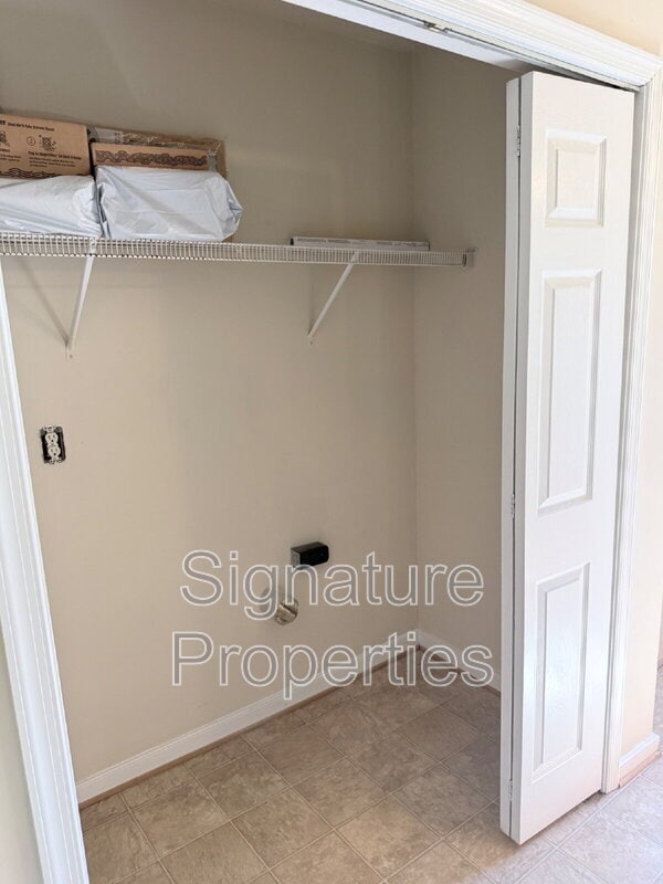 Building Photo - 5201 Hallmark Dr