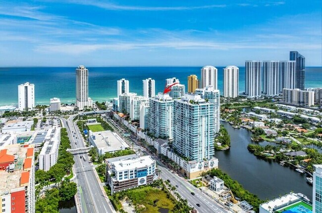 Building Photo - 300 Sunny Isles Blvd