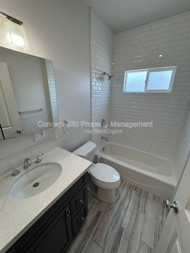 Building Photo - 1143 W 163rd St