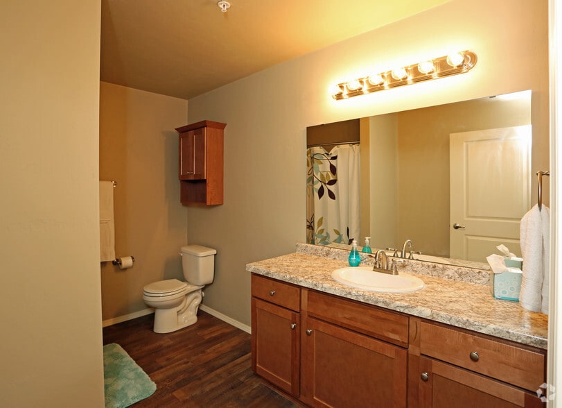 2BR - Lower Ranch - Granite Trace Apartment Homes