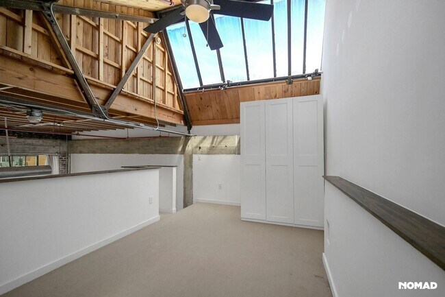 Building Photo - Spacious 1BR Loft in Atlanta near Ponce Ci...
