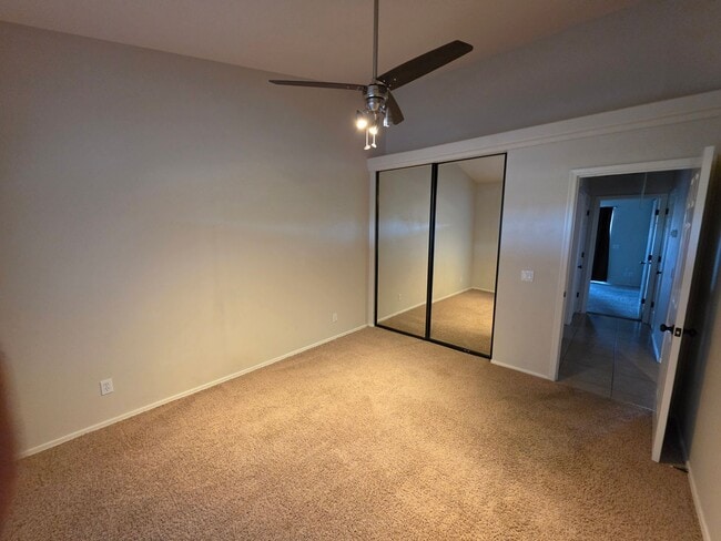 Building Photo - 2021 Lago Grande Cir