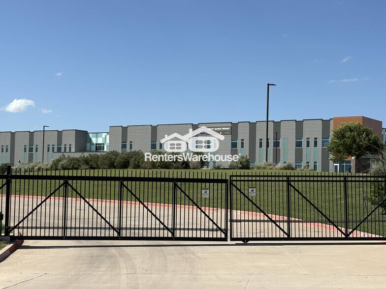 Building Photo - 11028 Elata Dr