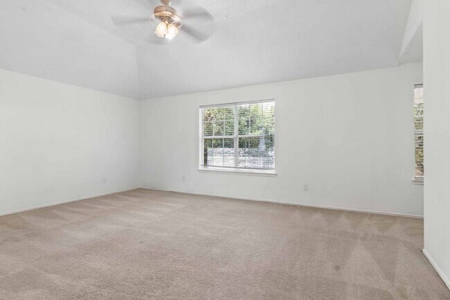 Building Photo - 10418 Iris Lake Ct