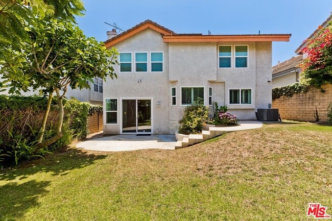 Building Photo - 7557 W 82nd St