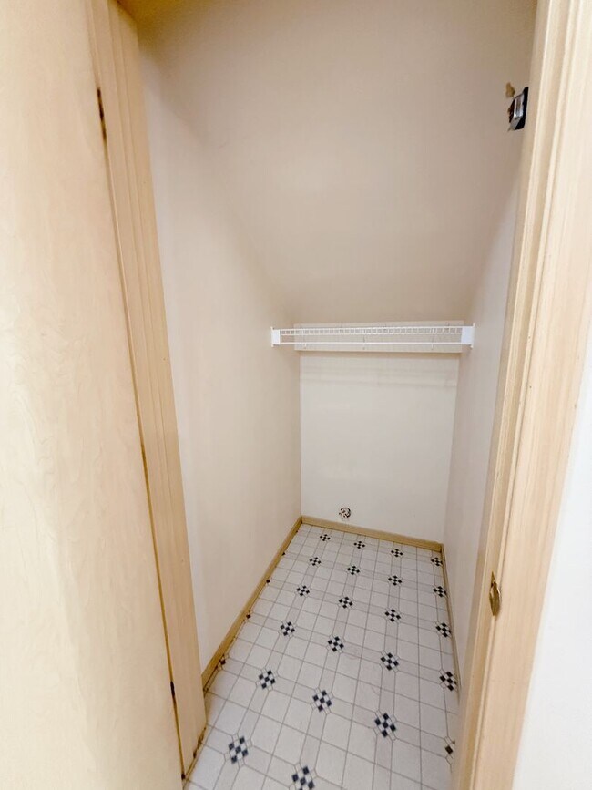 Building Photo - 1842/1844 Valencia St