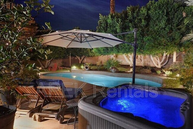 Building Photo - 79150 Ocotillo Dr