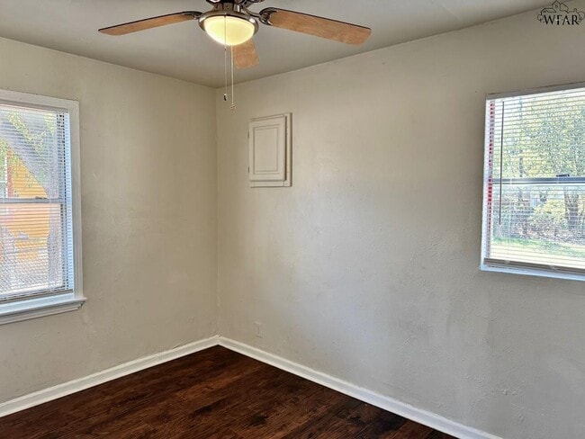 Building Photo - 1627 Oceola Ave