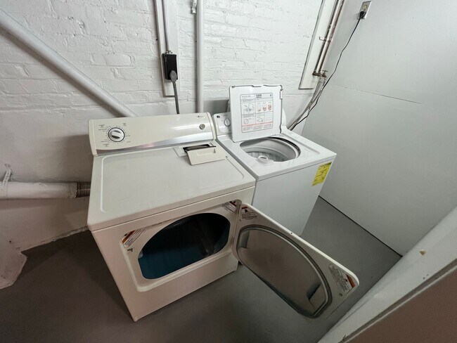 Building Photo - 1843-1847 N. 4th St.