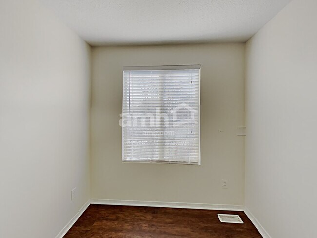 Building Photo - 3372 W 1050 N