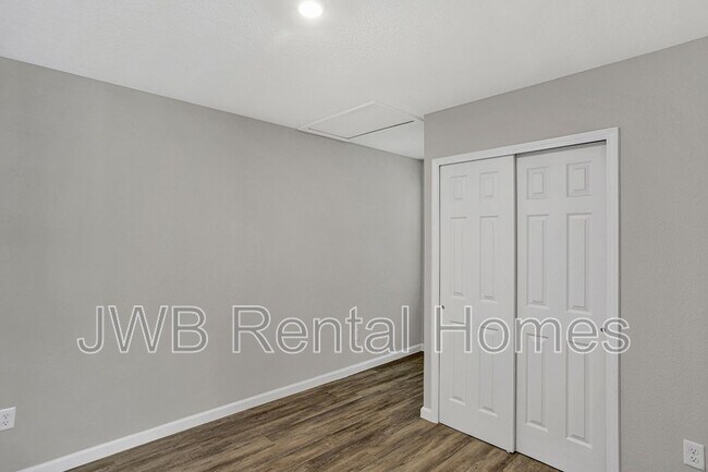 Building Photo - 9820 Morgan Marsh Ct