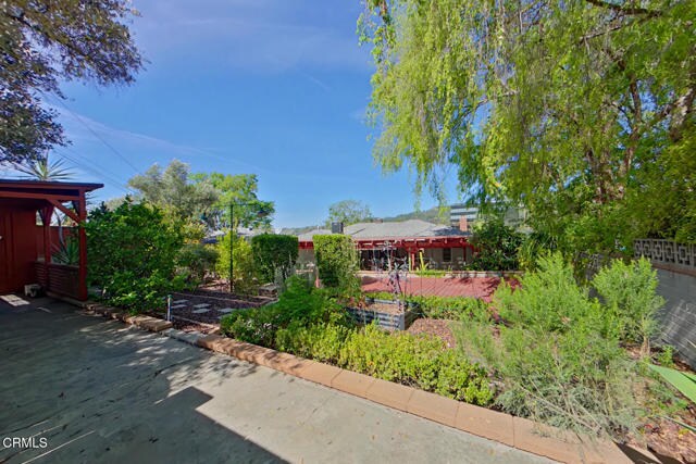 Building Photo - 1462 Glengarry Rd