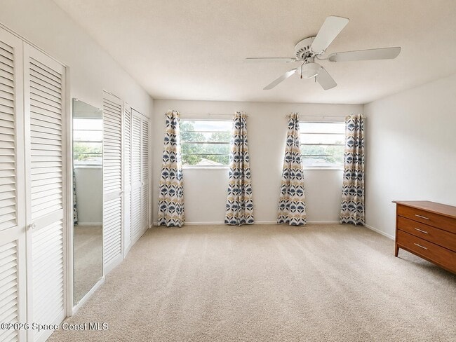 Building Photo - 3080 Royal Oak Dr