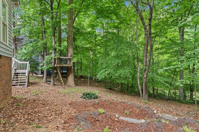 Building Photo - Bolin Creek 4 Bedroom House with Fabulous Forest Views Available May 15!