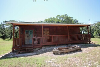 Building Photo - FOR LEASE! Unique 2 BR - 1 BA cabin in on ...