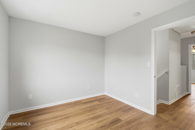 Building Photo - 1606 Alpine Trail