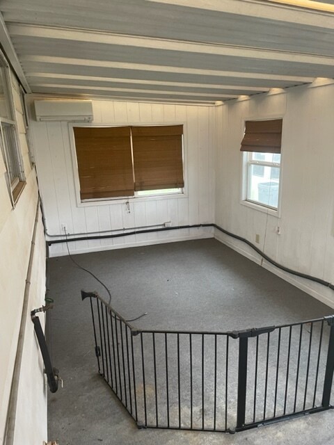 Building Photo - 408 Short Ave