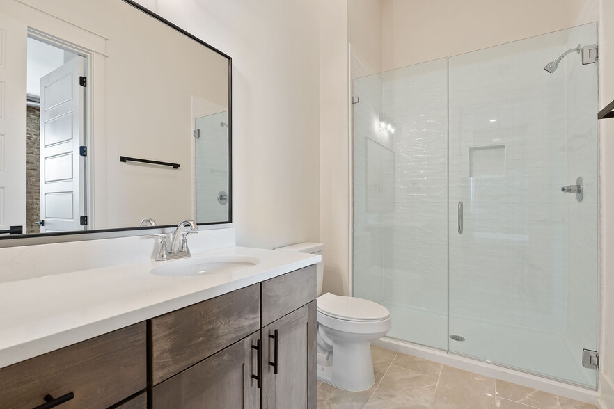 Building Photo - 211 W Colville St