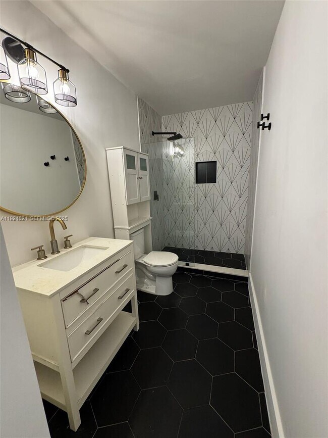 Building Photo - 525 NW 91st St