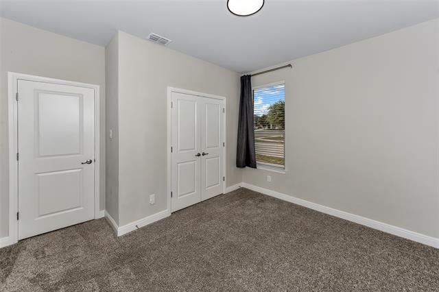 Building Photo - 11524 Leeson St