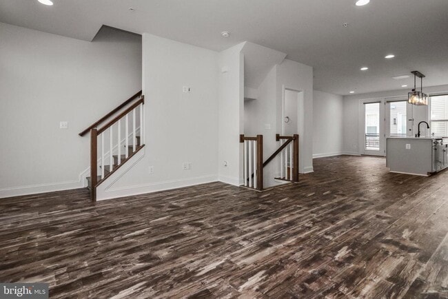 Building Photo - 14583 Lakestone Dr