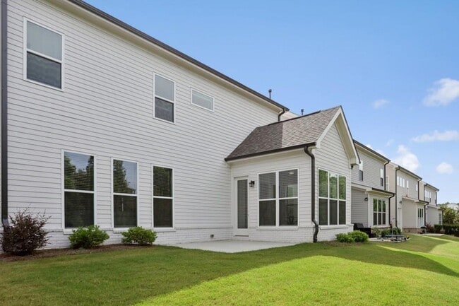 Building Photo - 1445 Calvert Ln