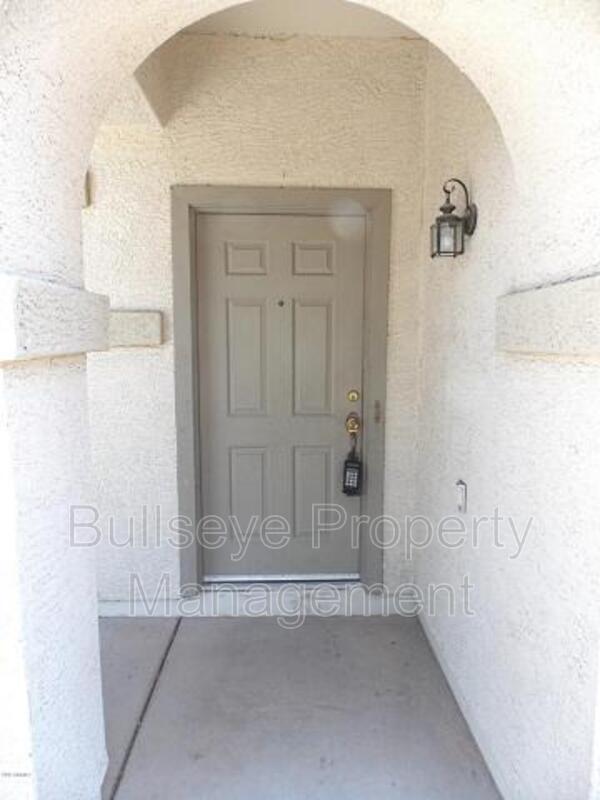 Building Photo - 2767 S Southwind Dr