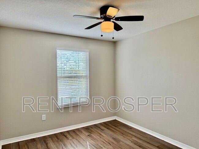 Building Photo - 1175 Flowing Tide Dr